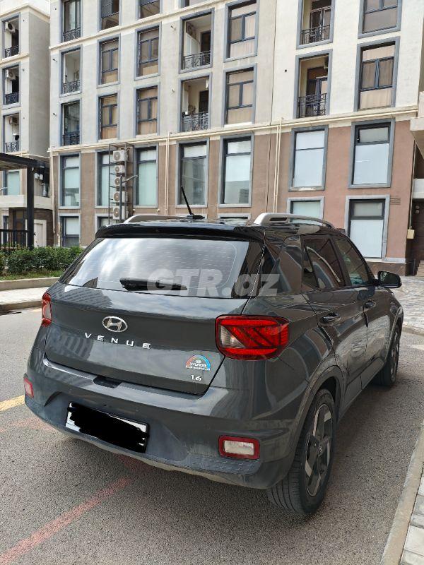 Hyundai Venue 1.6 L, 2023, 74 000 km — Avtomobillər, Bakı (2)