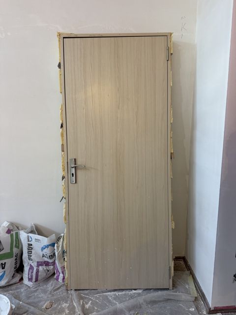 Qapı — Bakı