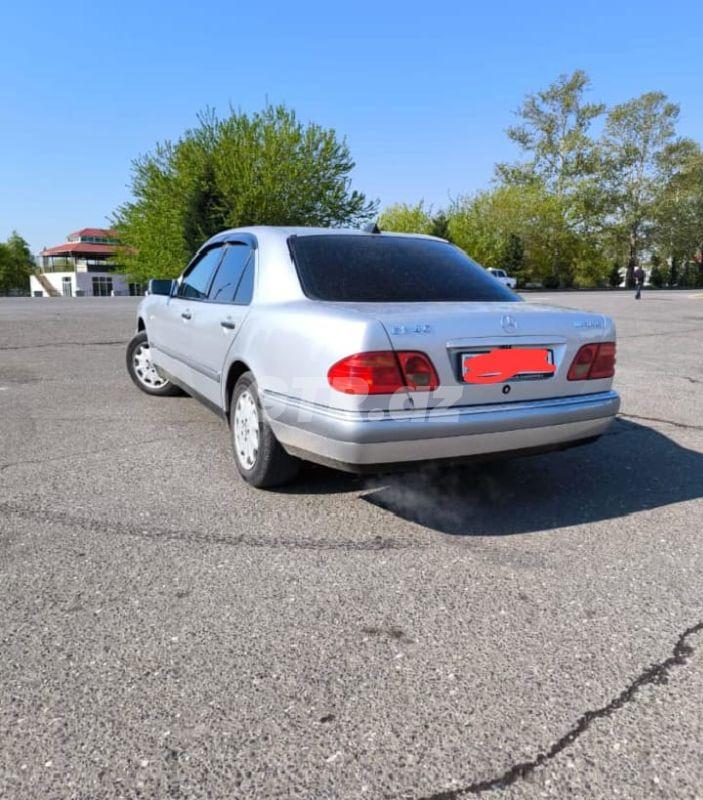 Mercedes E 240 2.4 L, 1997, 390 000 km — Avtomobillər, Bakı (3)