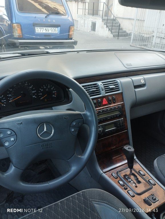 Mercedes E 320, 3.2 L, 2001 il, 495 000 km 77-NV-936 — Avtomobillər, Bakı (3)
