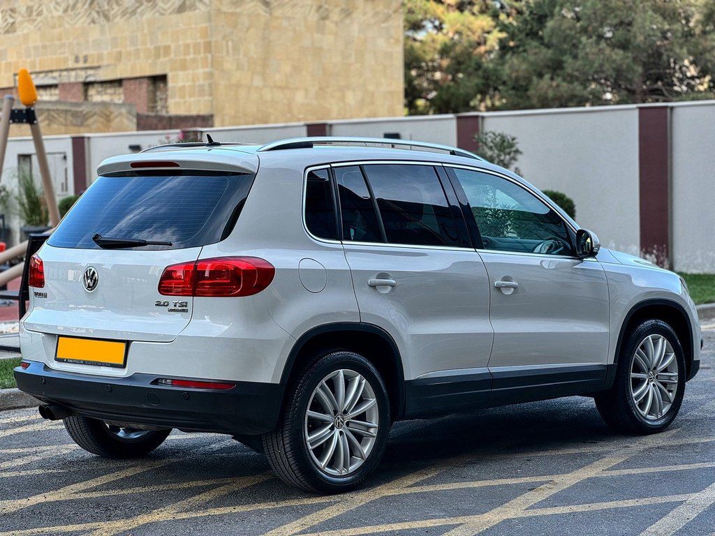 Volkswagen Tiguan, 2.0 L, 2011 il, 89 000 km — Avtomobillər, Bakı (11)