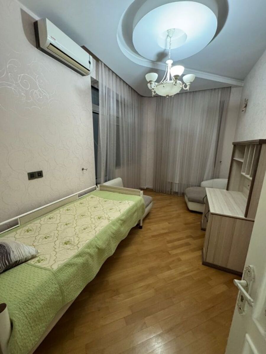 Satılır 5 otaqlı yeni tikili 180 m² — Mənzil, Bakı (10)