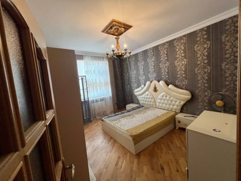 Satılır 6 otaqlı yeni tikili 220 m² — Bakı