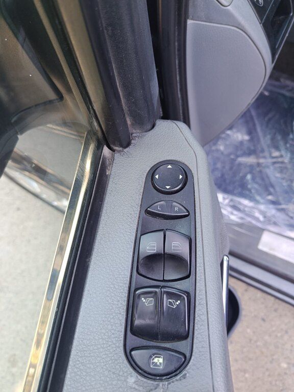Mercedes Vito 115 CDI, 2.1 L, 2005 il, 418 260 km 99-RH-708 — Avtomobillər, Şirvan (10)