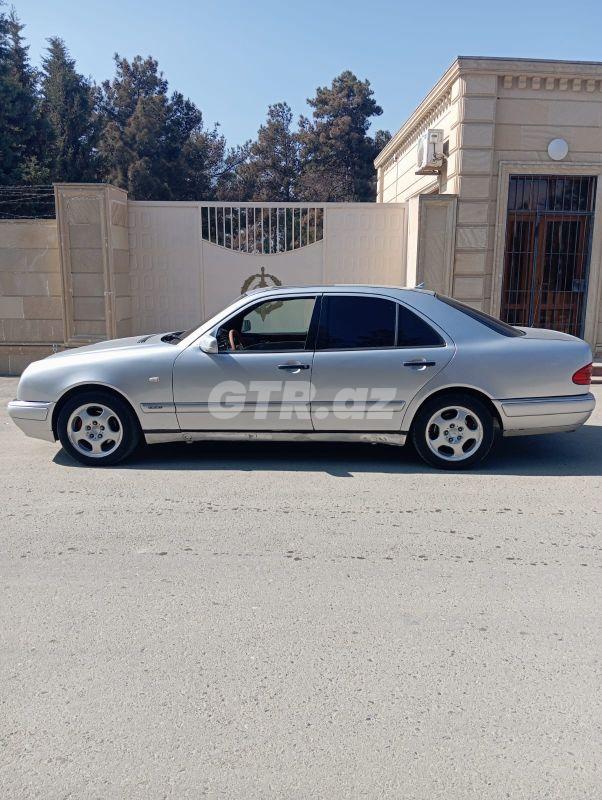 Mercedes E 220 2.2 L, 1997, 525 000 km 77-TA-768 — Avtomobillər, Bakı (3)