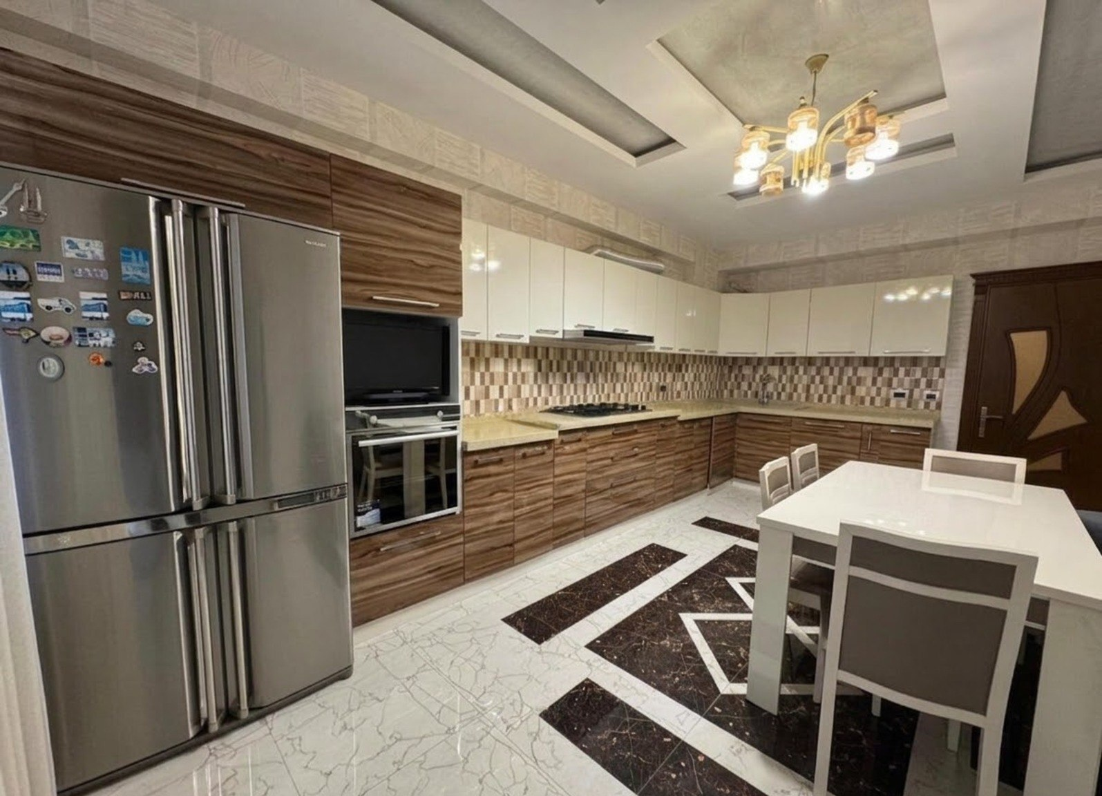 4 otaqlı mənzil 240 m² satılır — Mənzil, Bakı (7)