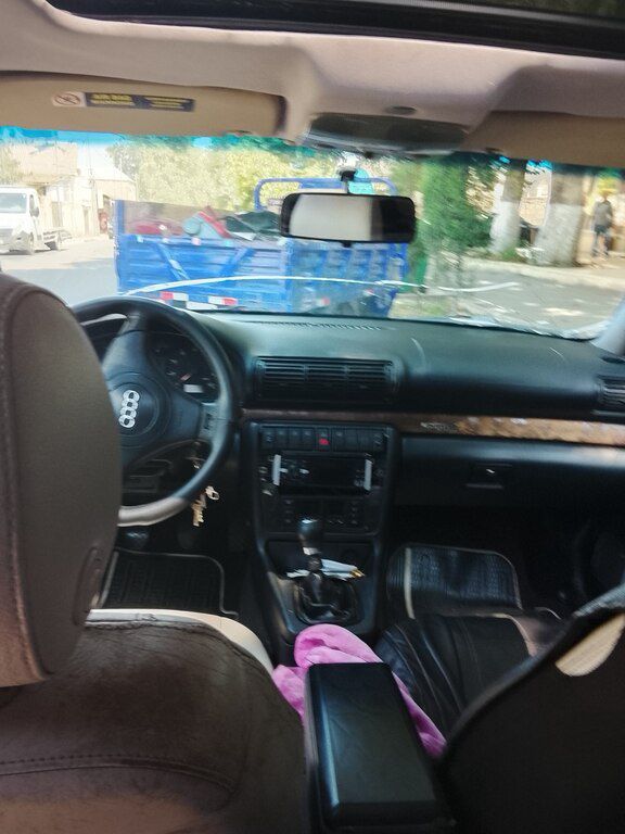 Audi A4, 2.8 L, 1998 il, 385 000 km 99-ZS-332 — Avtomobillər, Gəncə (6)