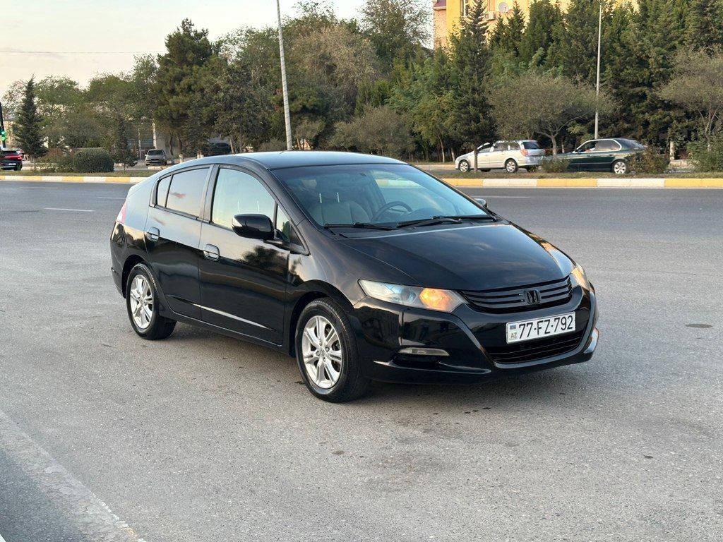 Honda Insight, 1.3 L, 0.58 kWh, 2010 il, 360 000 km 77-FZ-792 — Avtomobillər, Bakı (2)