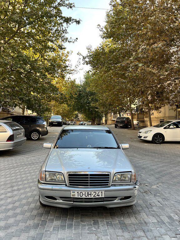 Mercedes C 240, 2.4 L, 1997 il, 400 485 km 10-UH-241 — Avtomobillər, Xırdalan
