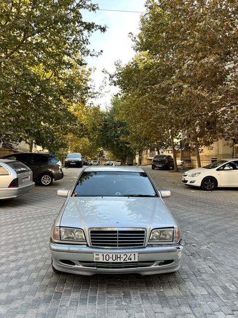 Mercedes C 240, 2.4 L, 1997 il, 400 485 km — Xırdalan