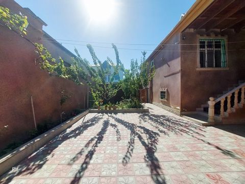 Həyət evi, Sumqayıt ş — Sumqayıt