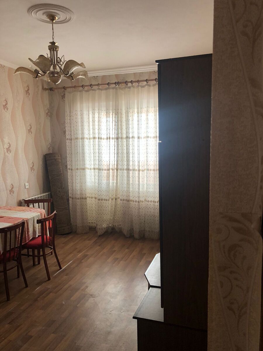 Satılır 3 otaqlı köhnə tikili 75 m² — Mənzil, Bakı (2)