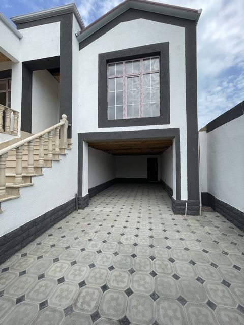 Satılır 3 otaqlı həyət evi/bağ evi 145 m² — Bakı