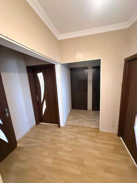 Satılır 3 otaqlı köhnə tikili 85 m² — Bakı
