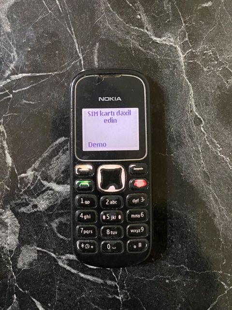 Nokia 2 GB Memory Capacity, rəng - Qara, Düyməli — Bakı