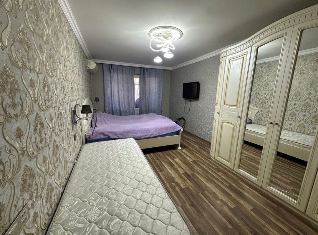 Satılır 4 otaqlı köhnə tikili 90 m² — Mənzil, Bakı (7)