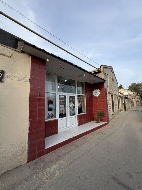 Satılır obyekt 170 m² — Bakı