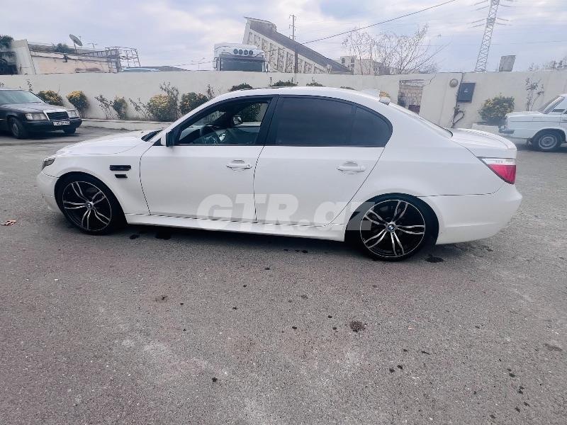 BMW 525 2.5 L, 2006, 299 000 km 99-XK-110 — Avtomobillər, Yevlax (3)