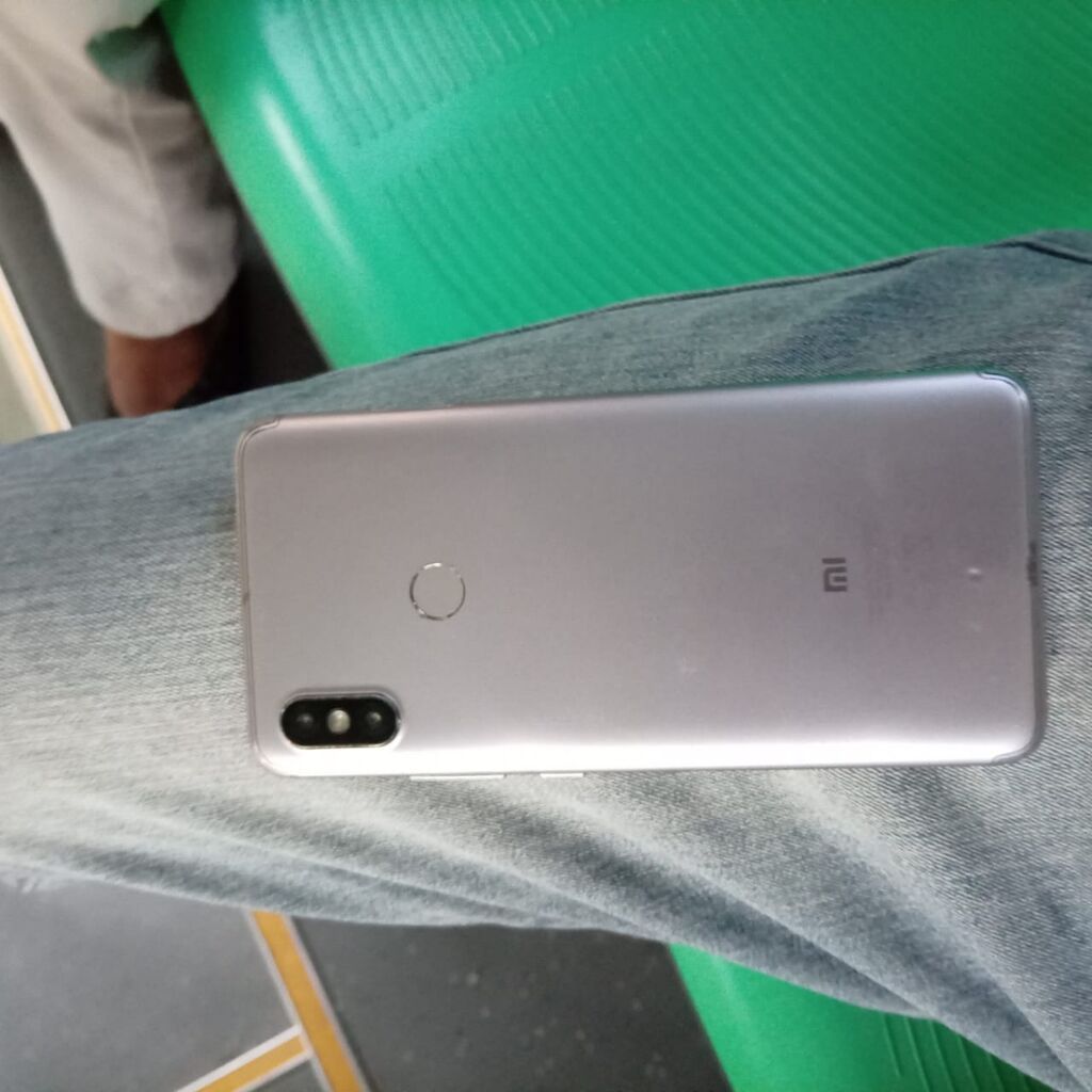 Xiaomi rəng - Gümüşü, Barmaq izi — Xiaomi, Bakı (2)