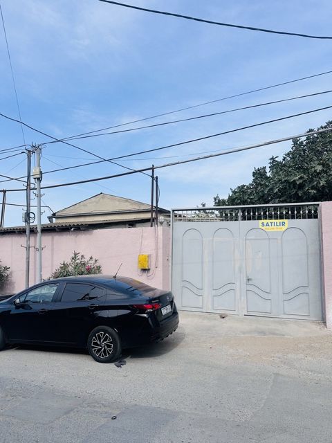 Satılır 4 otaqlı həyət evi/bağ evi 110 m² — Bakı