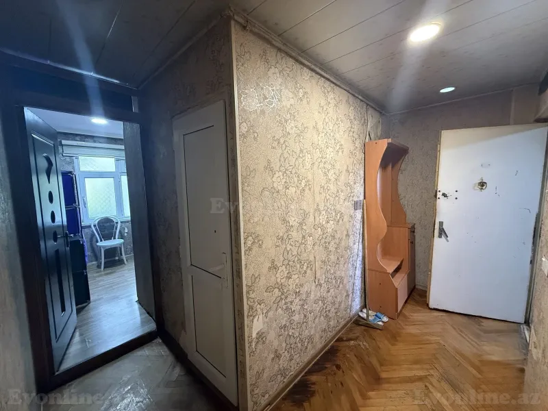 Satılır 3 otaqlı Mənzil Köhnə tikili 50 m² Bakı, Nizami r., Neftçilər m., 8-ci kilometr — Mənzil, Bakı (6)