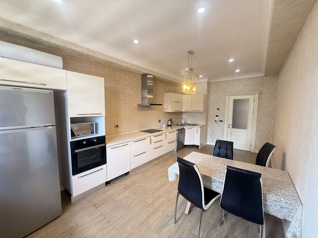 Satılır 3 otaqlı yeni tikili 170 m² — Mənzil, Bakı (4)