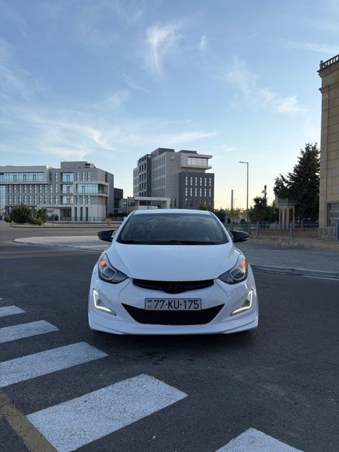 Hyundai Elantra, 1.6 L, 2015 il, 235 000 km — Bakı