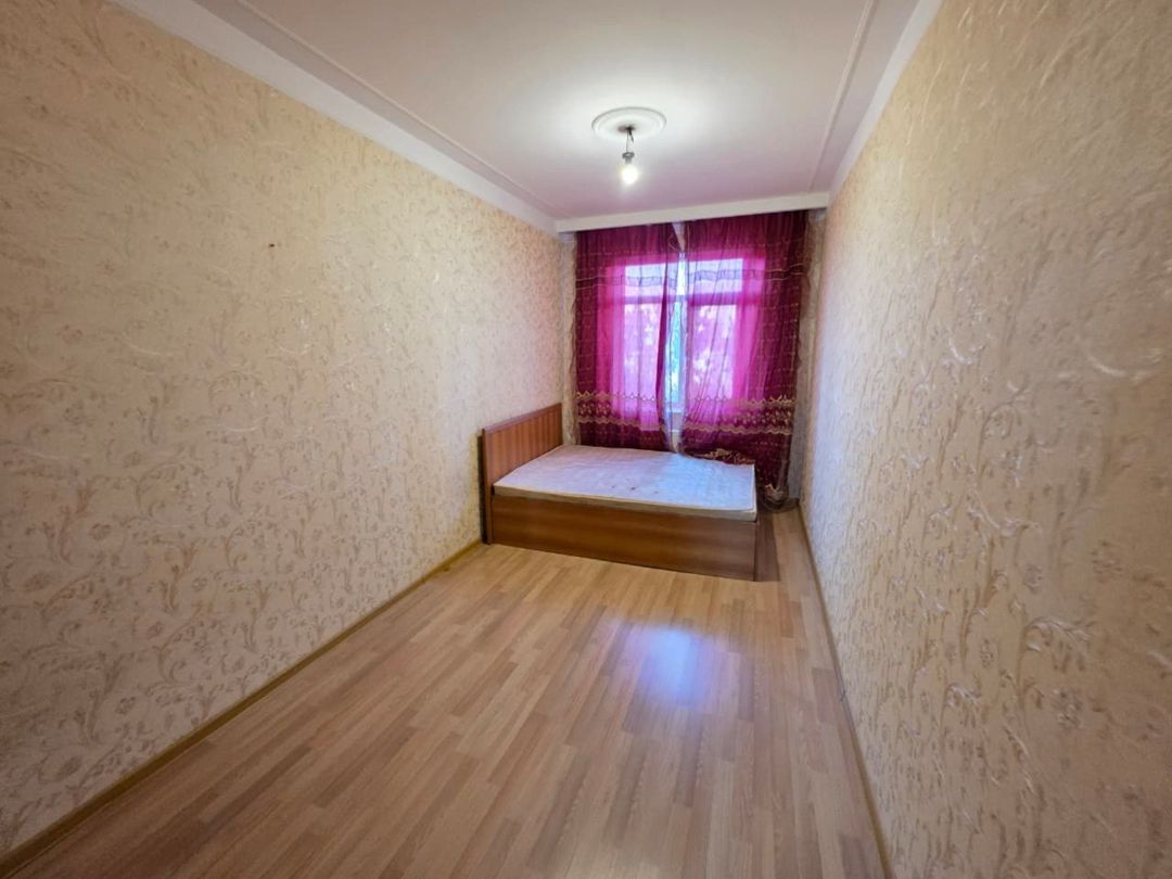 Satılır 2 otaqlı köhnə tikili 55 m² — Mənzil, Bakı (3)