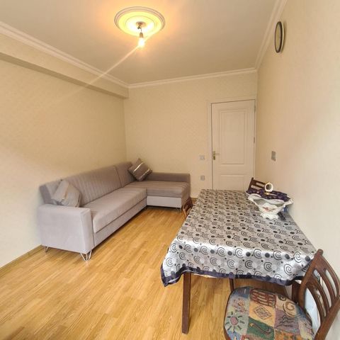 Satılır 2 otaqlı köhnə tikili 40 m² — Bakı