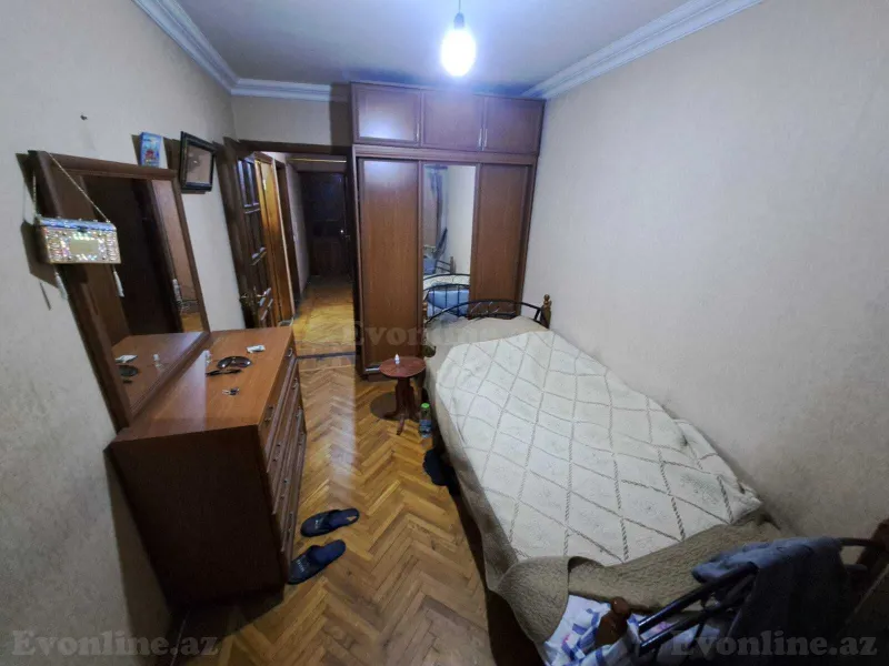 Satılır 3 otaqlı Mənzil Köhnə tikili 70 m² Bakı, Nizami r., 8-ci kilometr — Mənzil, Bakı (6)