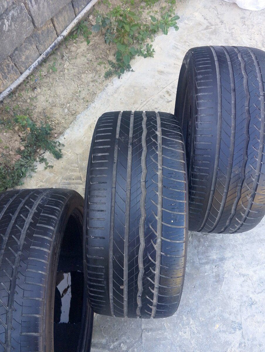 GoodYear, Kelly şinləri 255/35 R20 — Ehtiyat hissələri və aksesuarlar, Bakı (2)
