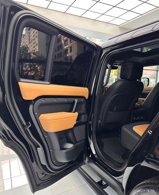 Land Rover Defender, 3.0 L, 2023 il, 69 800 km — Avtomobillər, Bakı (12)