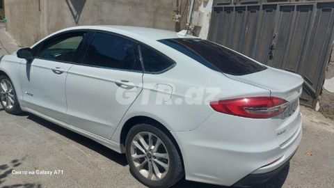 Ford Fusion (North America) 2.0 L, 2019, 175 000 km — Bakı
