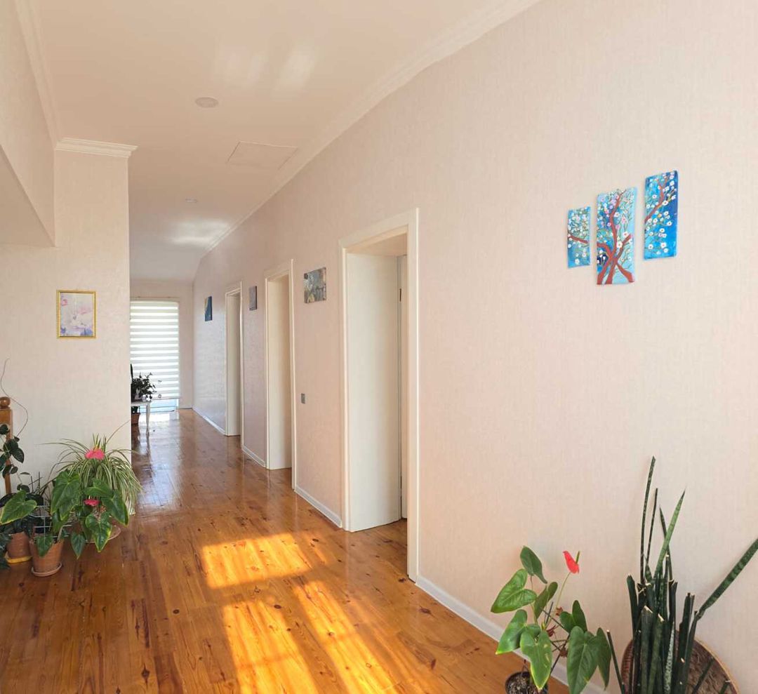 Satılır 5 otaqlı həyət evi/bağ evi 201 m² — Ev, villa, Bakı (11)