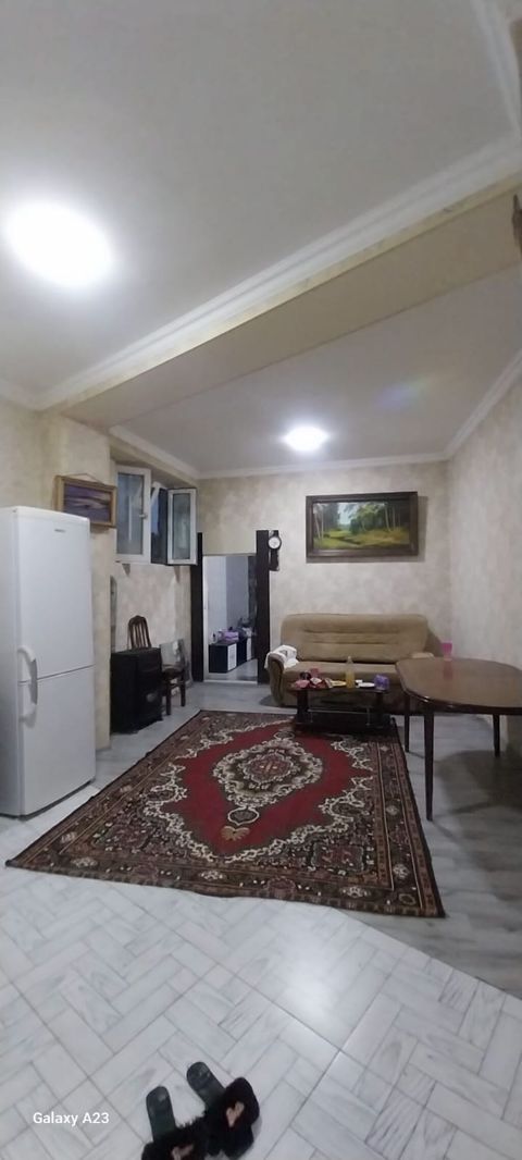60 kv. m, 2 otaqlı, Kombi, Qaz, İşıq — Bakı