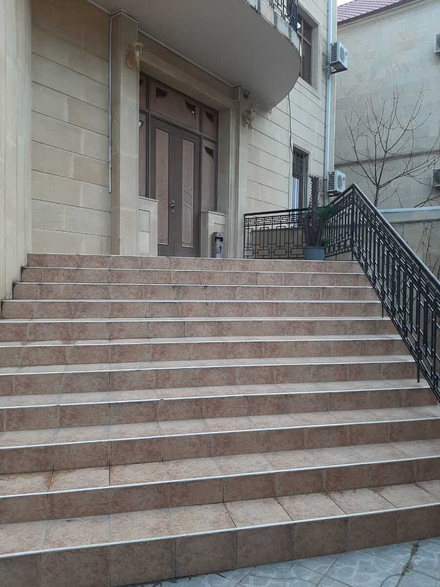 Satılır 8 otaqlı həyət evi/bağ evi 650 m² — Ev, villa, Bakı (8)