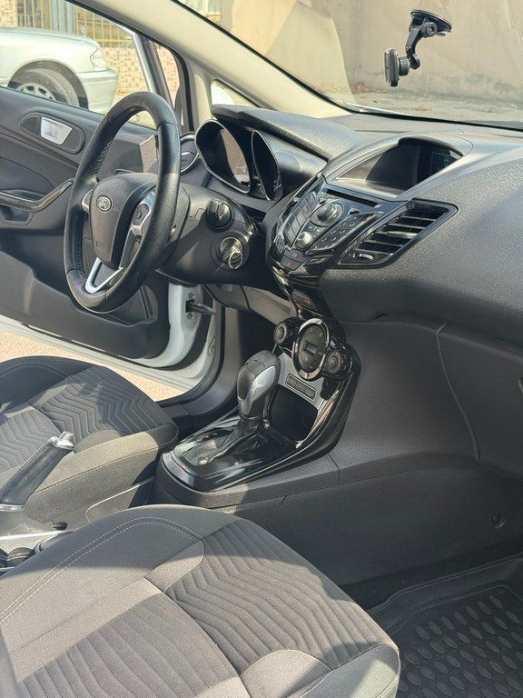 Ford Fiesta, 1.6 L, 2013 il, 134 823 km — Avtomobillər, Gəncə (8)