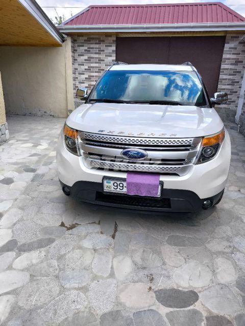 Ford Explorer 3.5 L, 2013, 64 000 km — İsmayıllı
