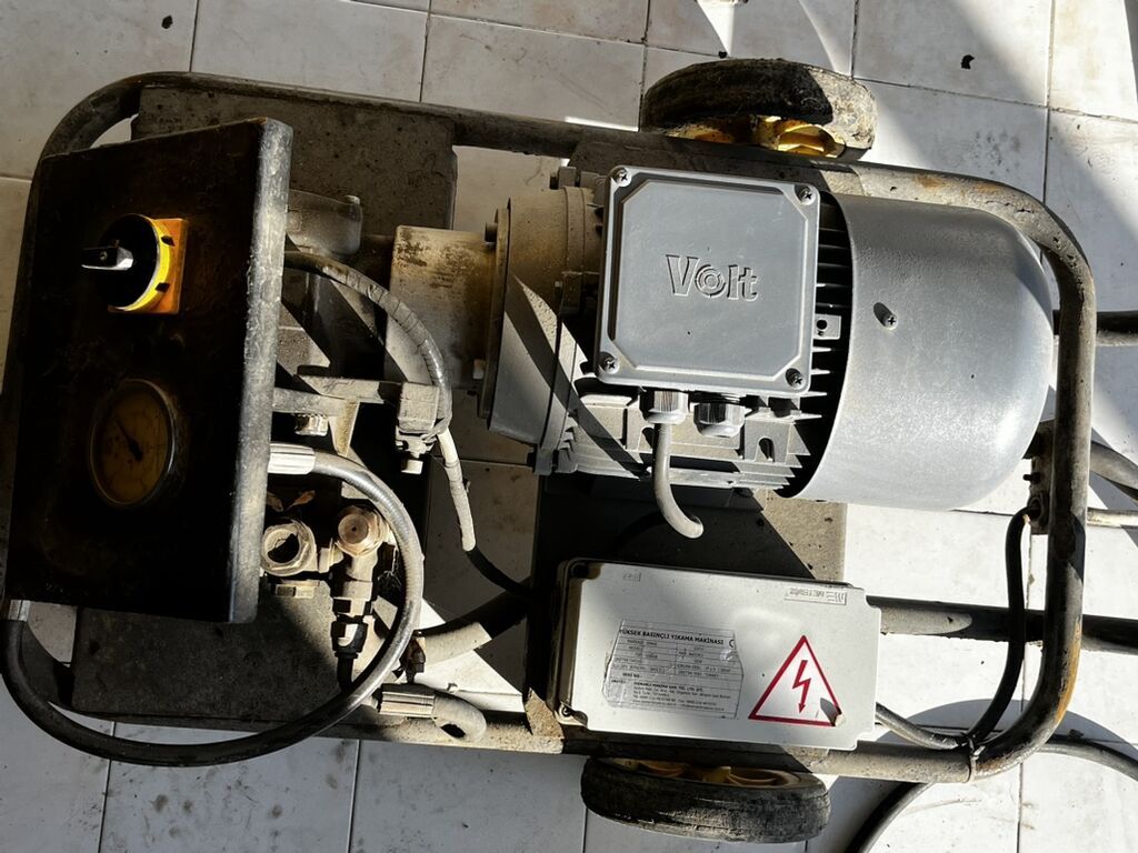 Sənaye tipli yüksək təzyiqli yuma aparatı - Marka: Volt (elektrik — Avtoyuma üçün, Digah (3)