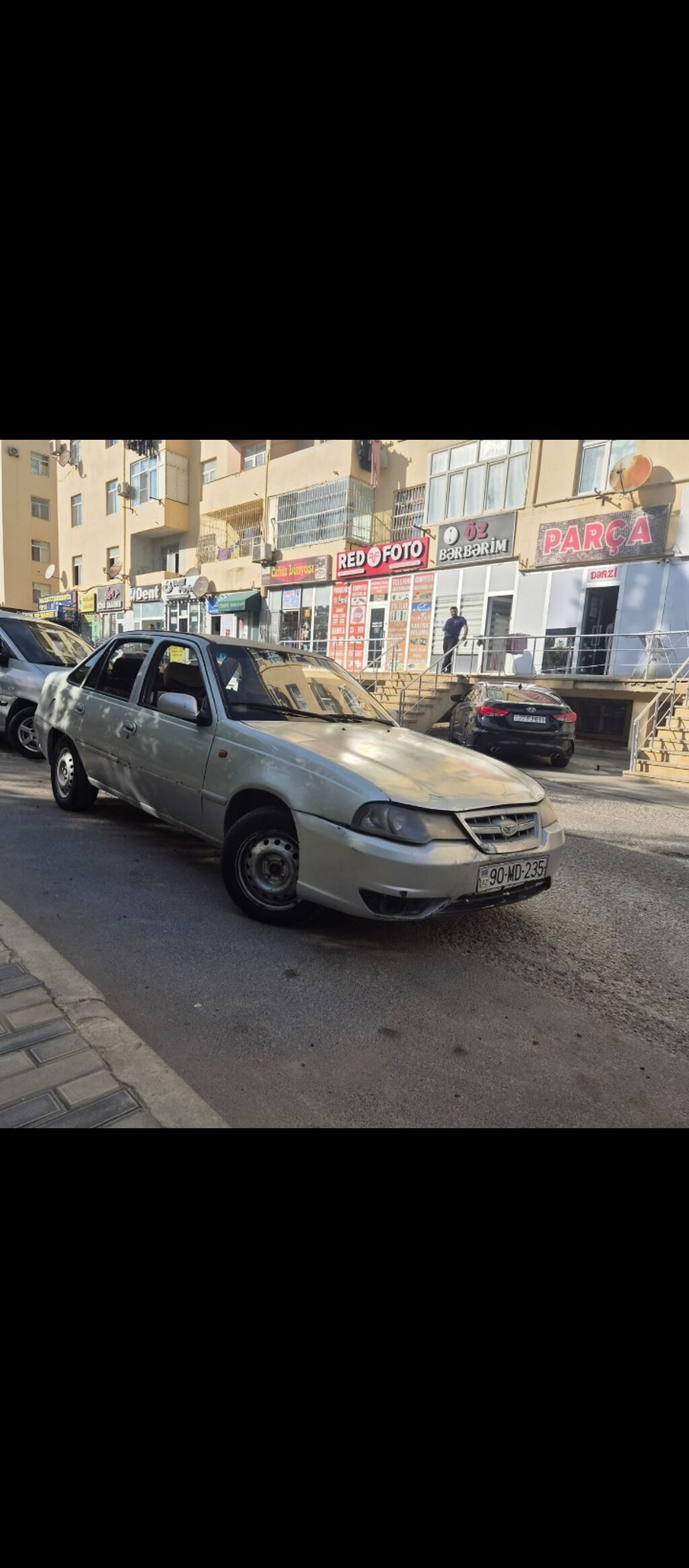 Daewoo Nexia, sedan, gümüşü rəng. - Yanacaq: benzin - Sürətlər qutusu 90-MD-235 — Avtomobillər, Bakı (5)