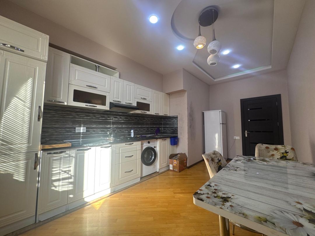 Satılır 4 otaqlı yeni tikili 140 m² — Mənzil, Bakı (10)
