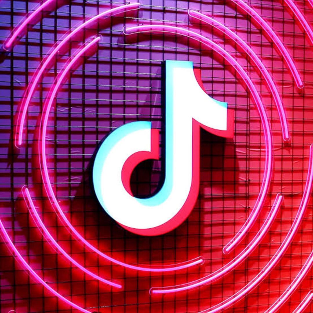 Tik Tok səhifəsi — Oyunlar, konsollər və proqramlar, Bakı