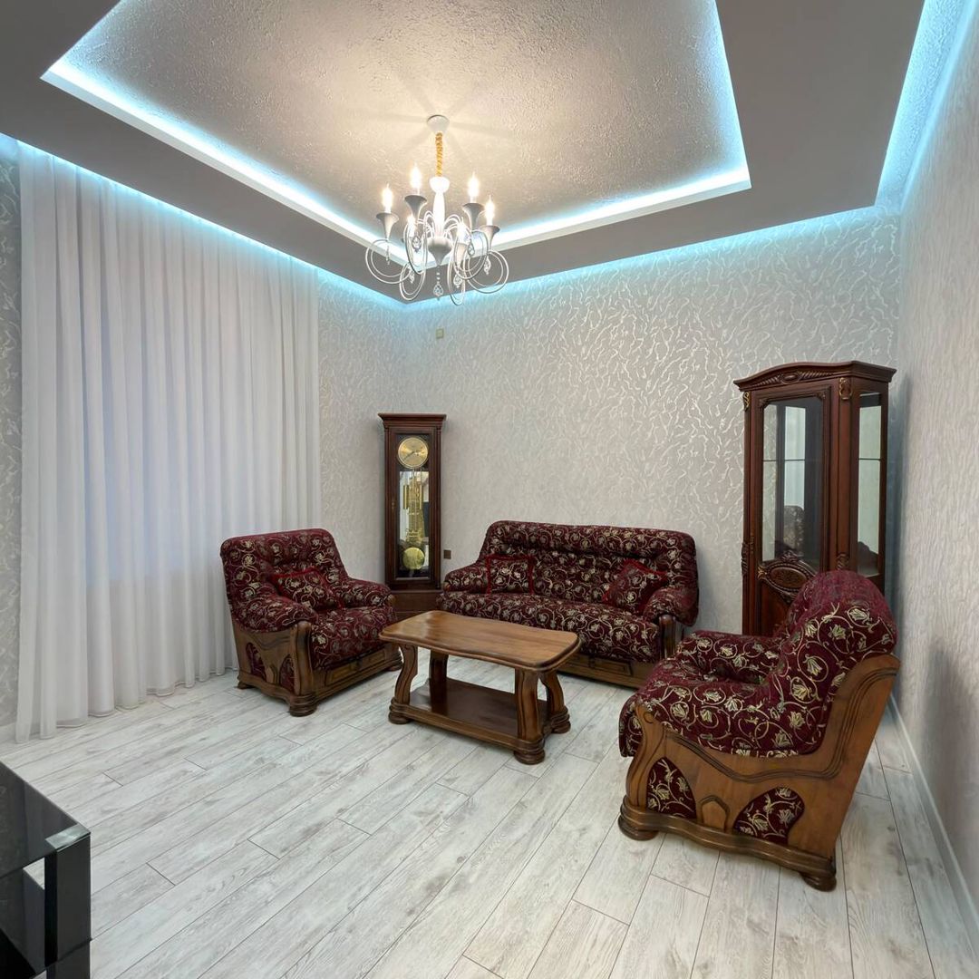 Satılır 4 otaqlı həyət evi/bağ evi 170 m² — Ev, villa, Bakı (8)