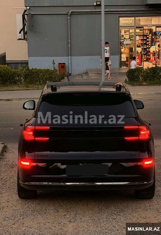 Changan Q07, 2026 il — Minik avtomobili icarəsi, Bakı (2)