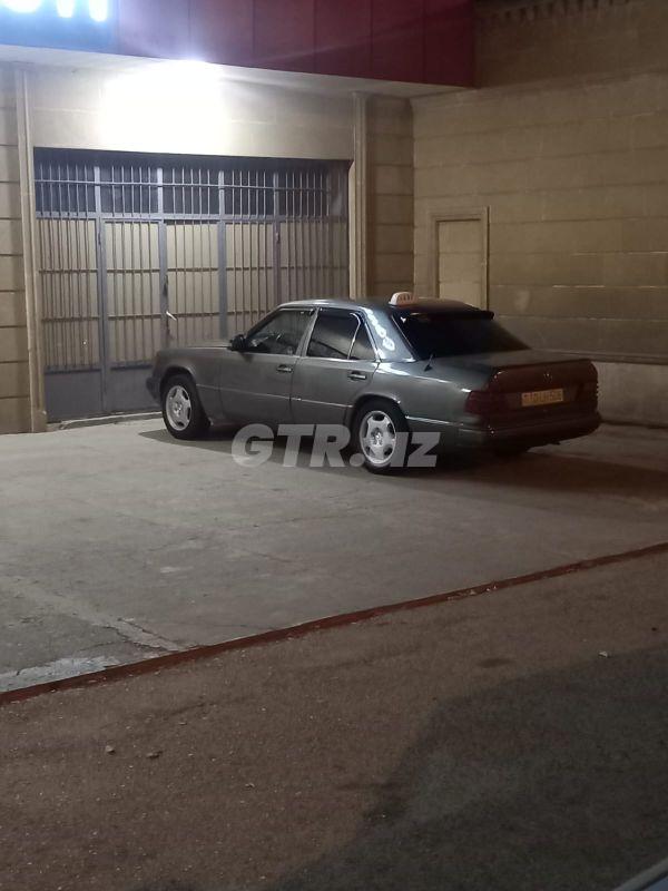 Mercedes E 220 d 2.2 L, 1991, 539 837 km 10-LH-506 — Avtomobillər, Salyan (5)