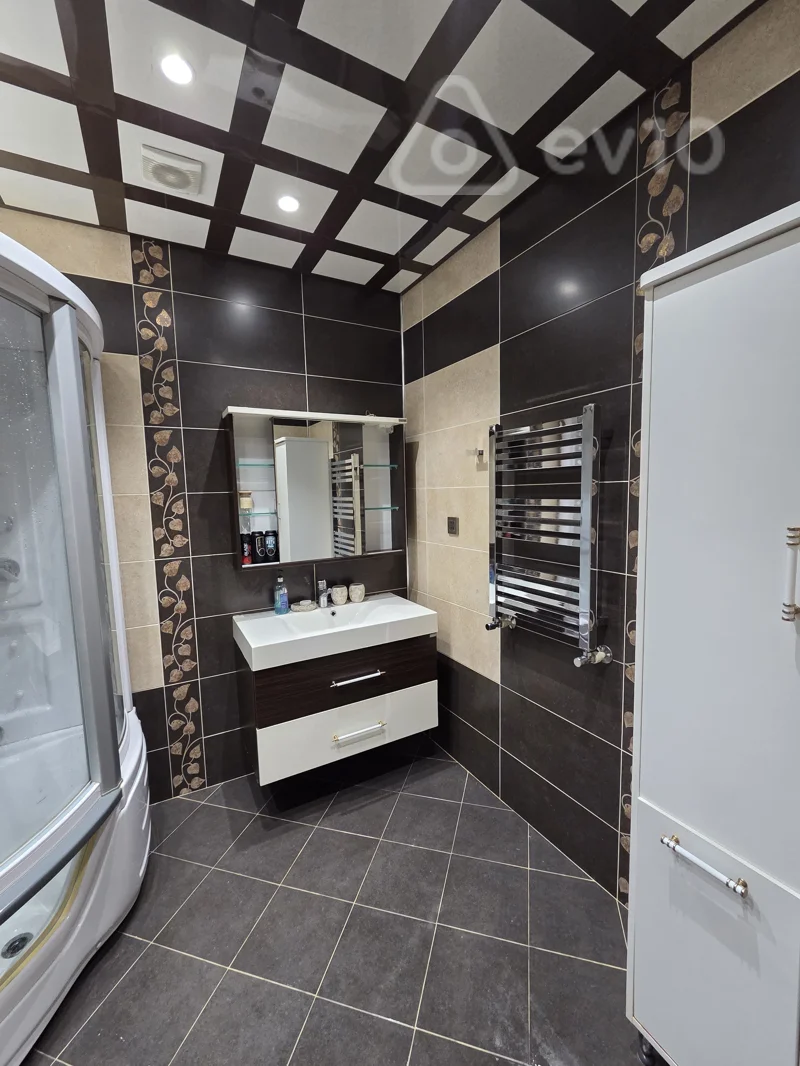 3 otaqlı mənzil, 136 m², Bakı, Təbriz küçəsi — kirayə — Mənzil, Bakı (2)
