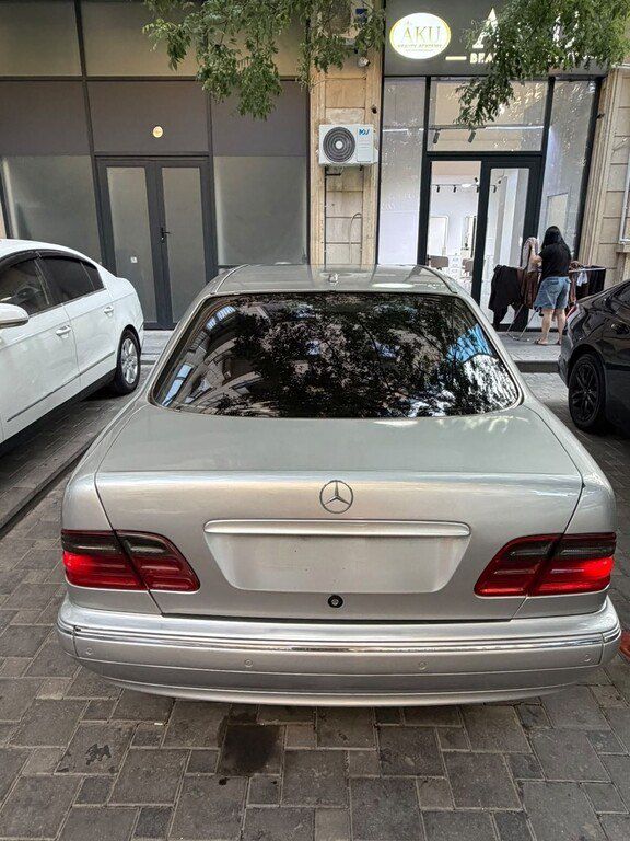 Mercedes E 320, 3.2 L, 2000 il, 450 000 km — Avtomobillər, Bakı (7)