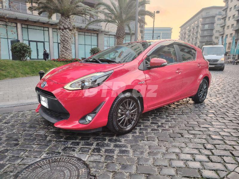 Toyota Aqua 1.5 L, 2017, 78 000 km — Avtomobillər, Bakı (5)