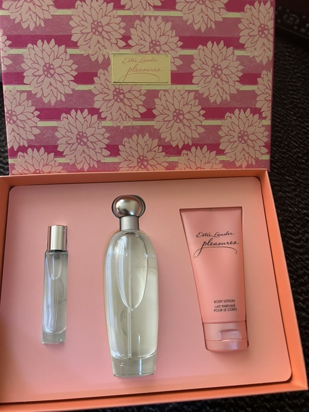 Original Estée Lauder Pleasures – Deluxe Trio Hədiyyə Dəsti Emporiumda — Kosmetik və parfüm dəstləri, Bakı (2)