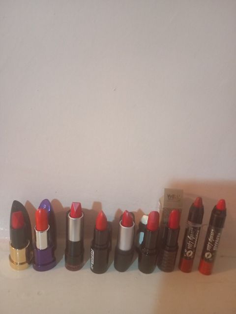 Dodaq boyaları Flormar — Bakı